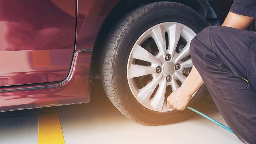 Confira uma dica de segurança importante  para evitar rodar com o pneu murcho 