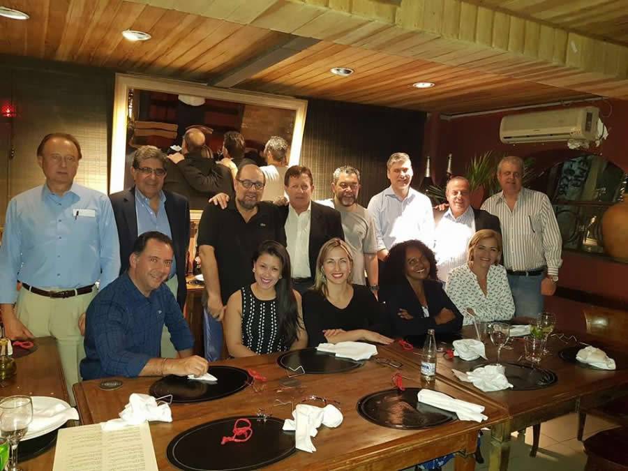 Andr&eacute; Pena, Nico Mendon&ccedil;a, Alexandre Camillo, Boris Ber, Graciane Iutaka Pereira, Jose Francisco Filho, Tha&iacute;s Ruco, Paulo Kato, Francisco Pantoja, Sueli dos Santos, Jo&atilde;o Carlos Labruna, Maria Angela Tegami e Jos&eacute; Carlos Tegami