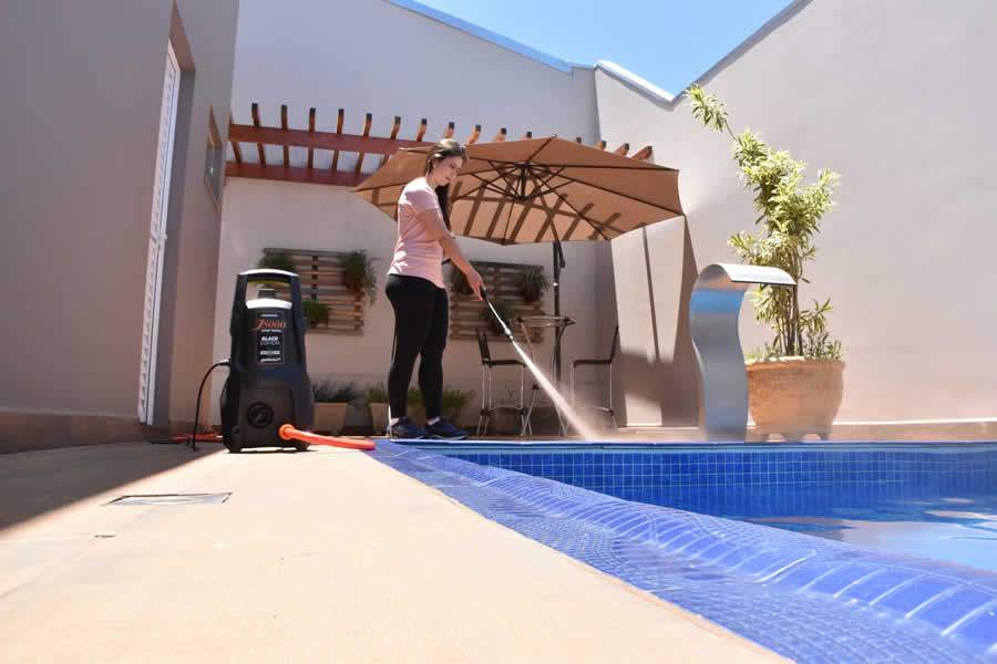 O que &eacute; melhor para a limpeza: lavadora de alta press&atilde;o ou mangueira?