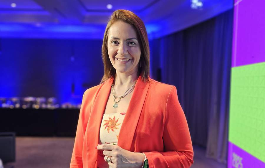  Luana Nogueira, diretora executiva da ALAGEV - Divulga&ccedil;&atilde;o