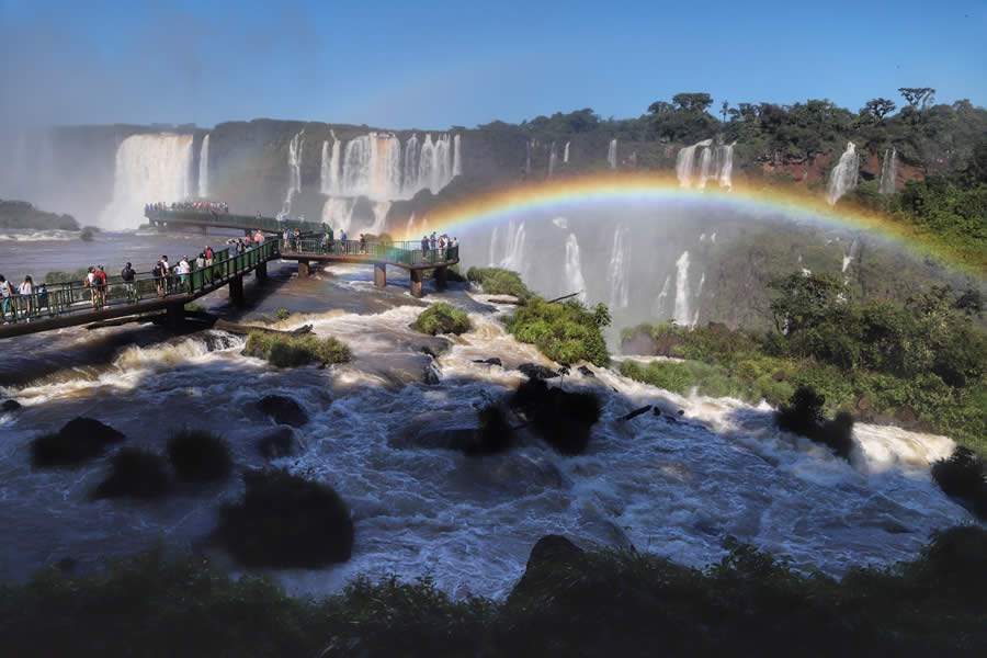 As Cataratas, localizadas em Foz do Igua&ccedil;u, est&atilde;o entre os locais mais famosos e visitados do Brasil - Cr&eacute;ditos: Jos&eacute; Fernando Ogura/ ANPr