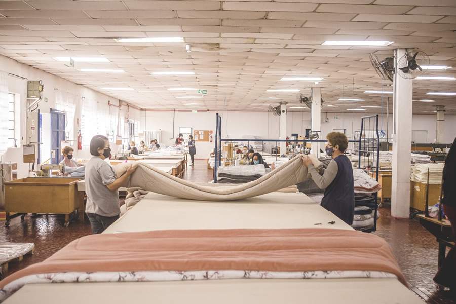 Dia do T&ecirc;xtil: Uma ind&uacute;stria que veste o Brasil e o resto do mundo