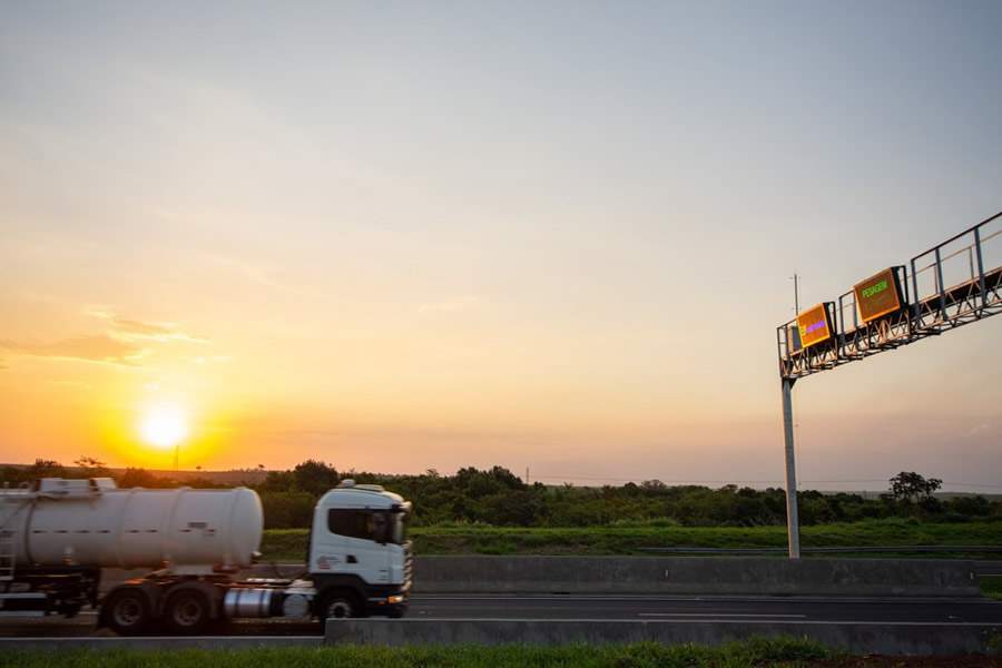 Pesagem de caminhões é suspensa em rodovias da Entrevias