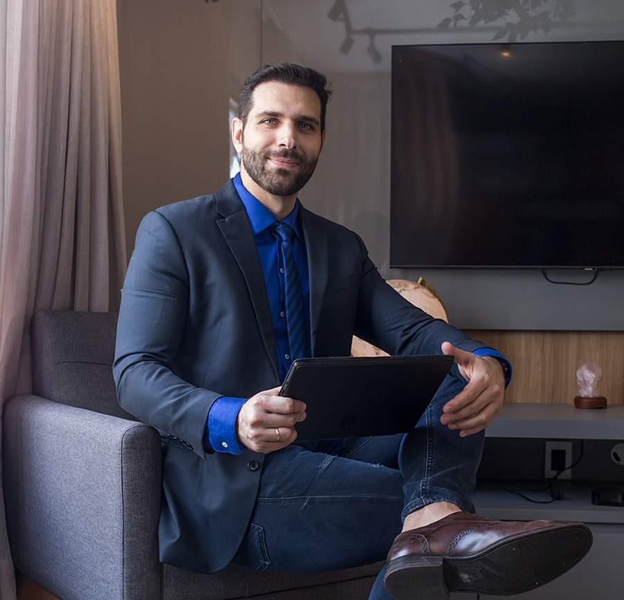 Caio Mastrodomenico - Cr&eacute;dito Divulga&ccedil;&atilde;o