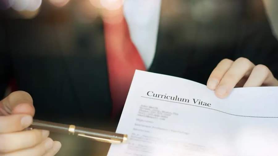 4 informa&ccedil;&otilde;es que N&Atilde;O devem ser colocadas no curr&iacute;culo