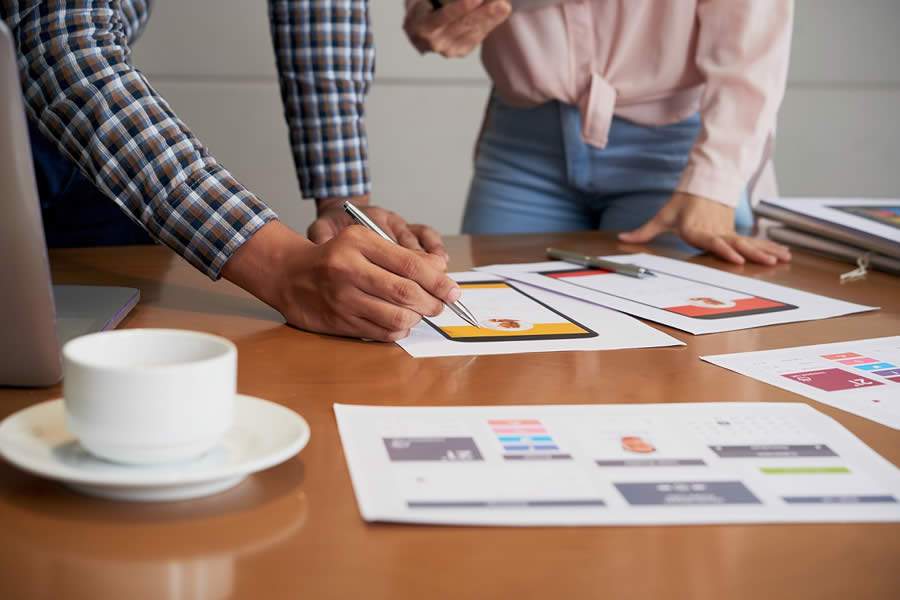 User Experience - Migra&ccedil;&atilde;o de neg&oacute;cios para o ambiente virtual impulsiona utiliza&ccedil;&atilde;o de metodologias de pesquisa modernas para alavancar crescimento