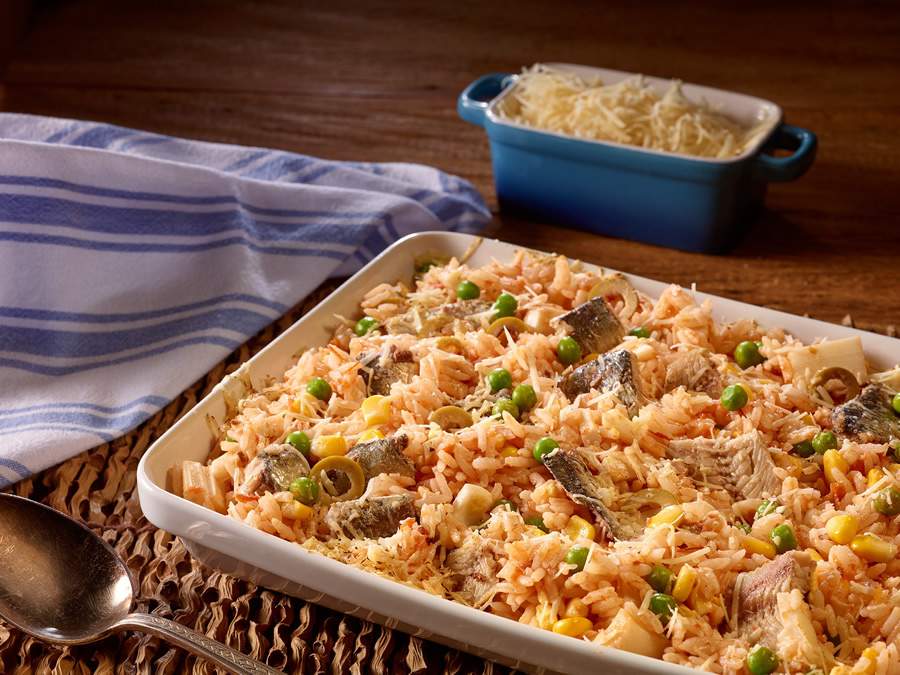 Gomes da Costa: Rocambole recheado com atum, Esfiha de atum e Arroz de forno com sardinha