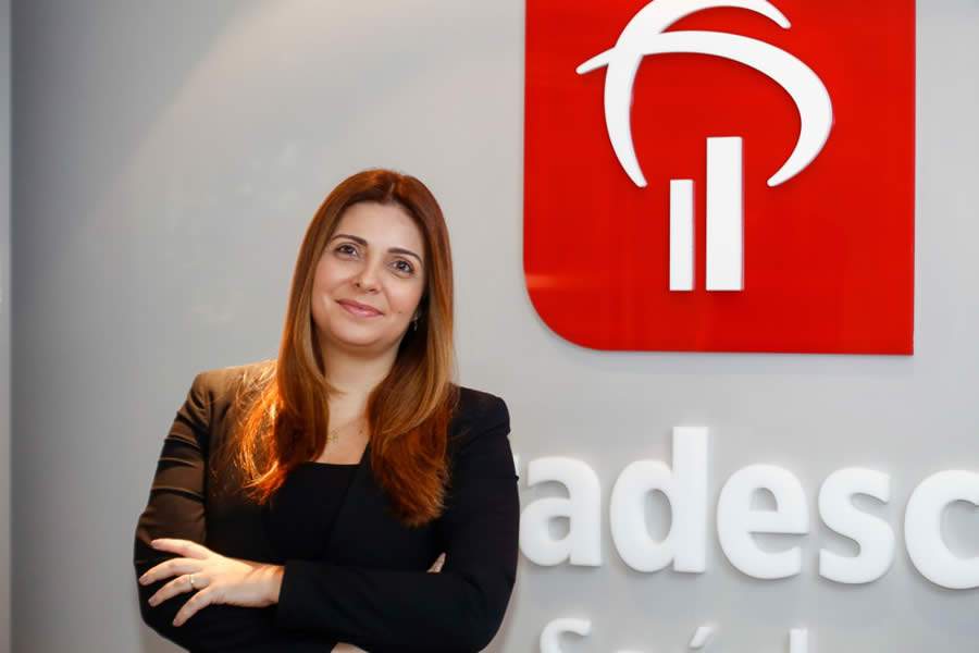 Dra. Thais Jorge de Oliveira e Silva