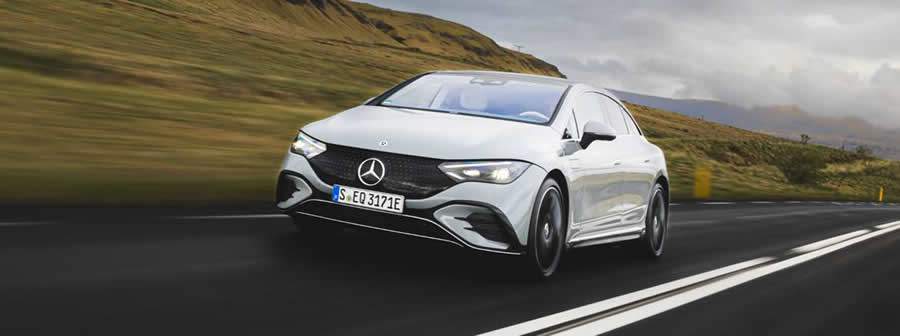 Mercedes-Benz lan&ccedil;a novo sed&atilde; el&eacute;trico EQE com autonomia superior a 600 km