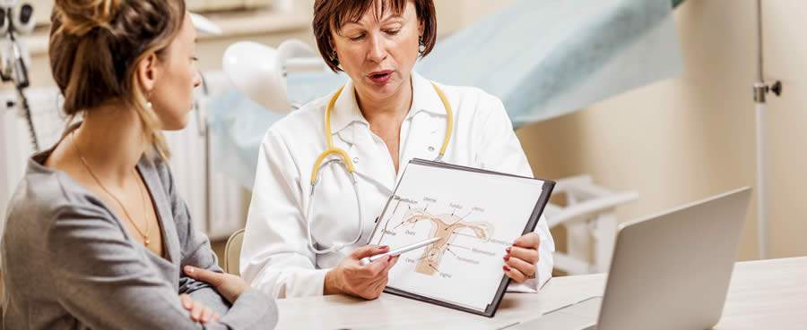 Coronavírus: consultas e exames ginecológicos de rotina devem ser adiados, exceto em casos graves