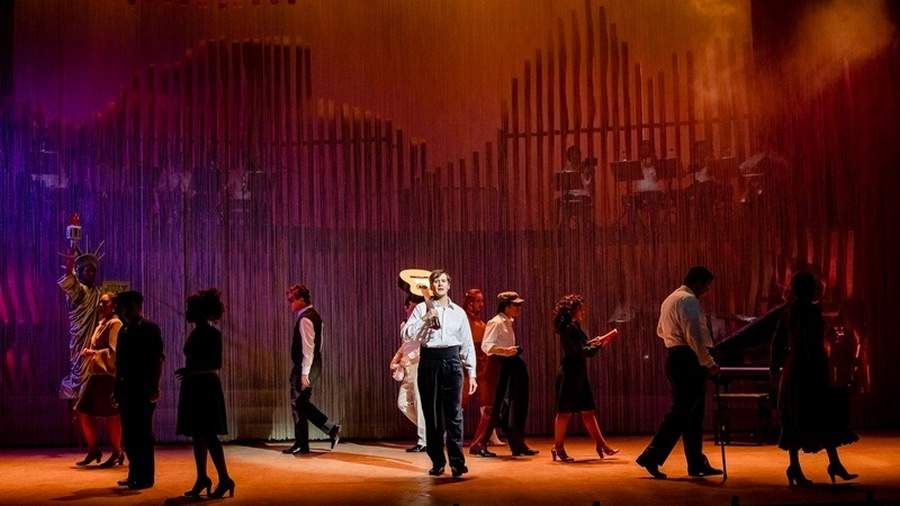 Espet&aacute;culo "Tom Jobim Musical" inicia temporada em S&atilde;o Paulo