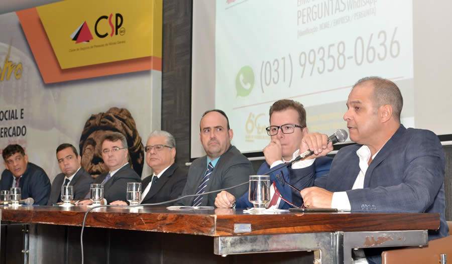  Jader Abreu (presidente da Aconseg-MG) participa de debate sobre a reforma da Previdência