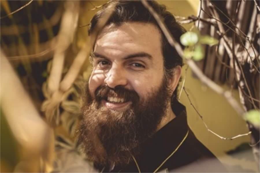 Guardiano, artista que protagoniza o clipe &ldquo;Presente&rdquo;. Foto: Livia Lamana