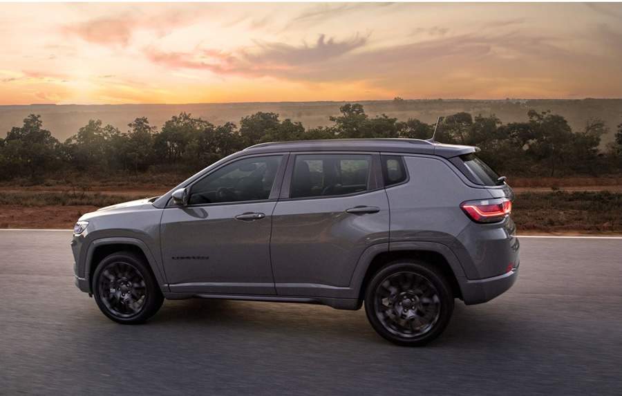 Jeep&reg; Compass chega &agrave; marca de 300 mil unidades vendidas