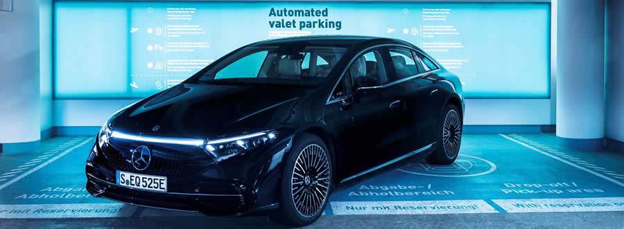 Mercedes-Benz e Bosch recebem aprova&ccedil;&atilde;o para uso comercial de sistema de estacionamento totalmente aut&ocirc;nomo no aeroporto de Stuttgart