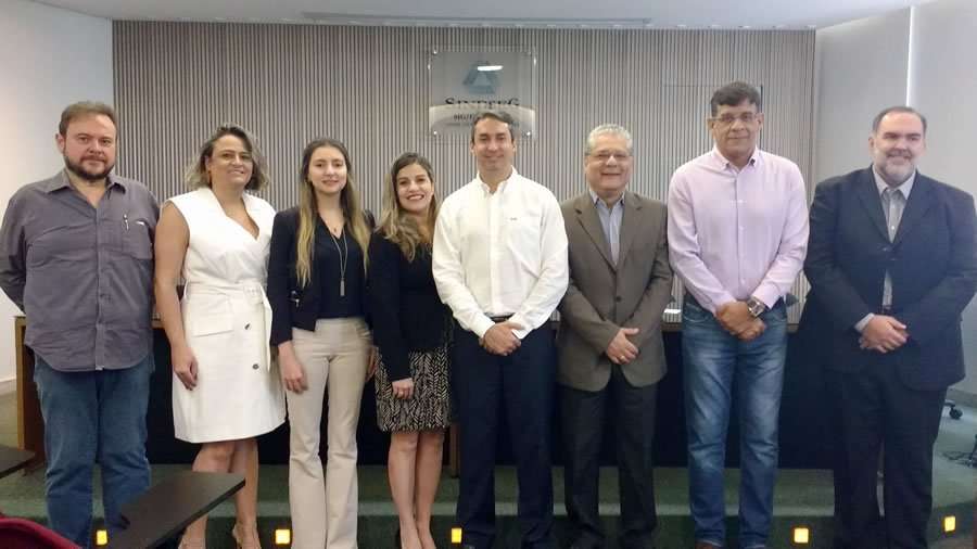 Eduardo Diniz (assessor da diretoria), Denize Pena (Comiss&atilde;o Fiscal), Fabiana Resende (diretora Social), Fernanda Machado (Conselho Consultivo), Sergio Prates (vice-presidente), Jo&atilde;o Paulo Mello (presidente), Mauricio Tadeu Morais (diretor Tesoureiro), Ronaldo Gama (assessor da diretoria)