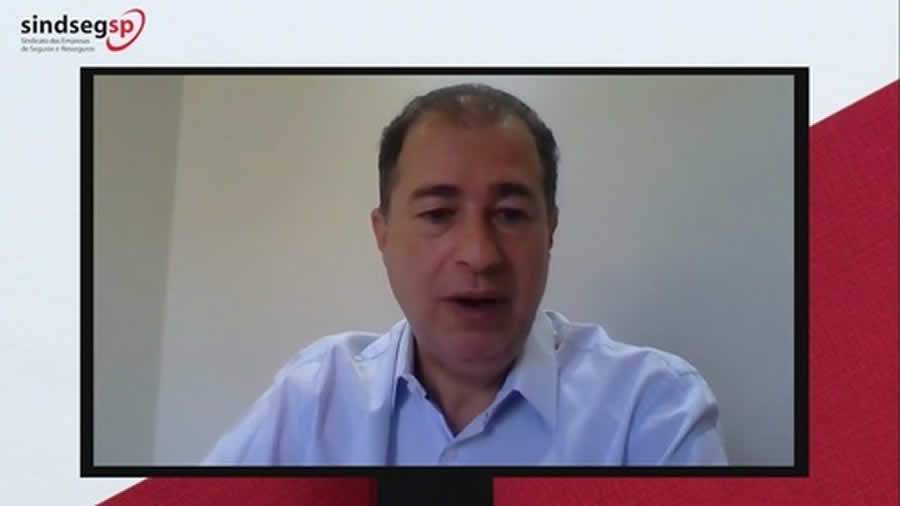 Panorama do Seguro com Fenacap