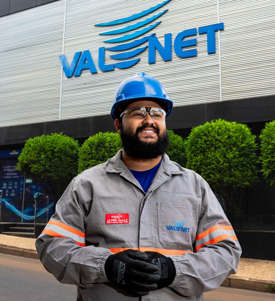 Yury Oliveira - Valenet---Foto-Yuri-Oliveira_r2_c1.jpg