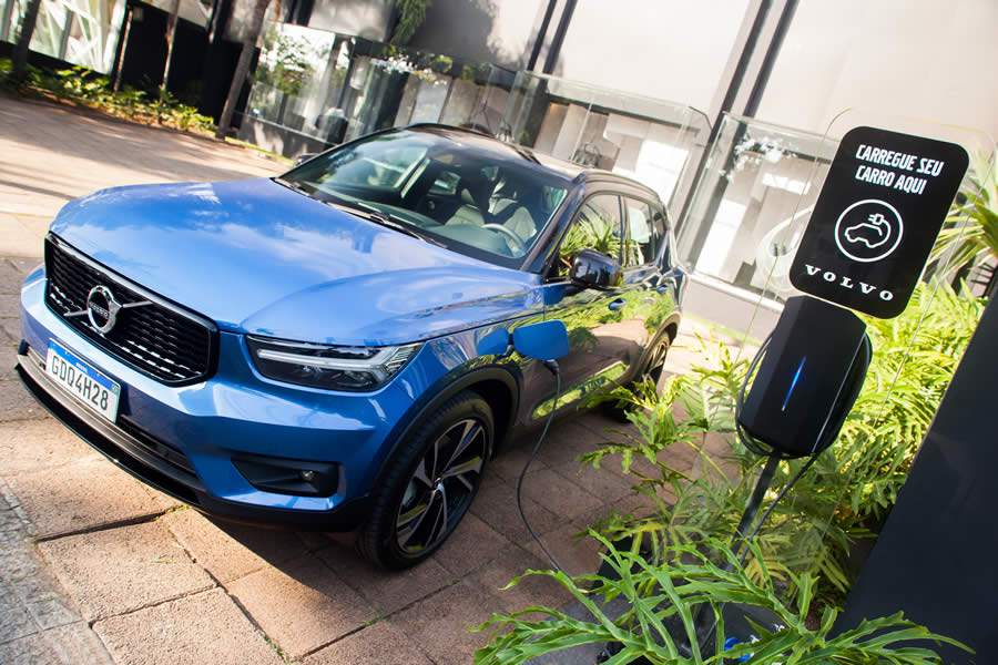 Eletropostos da Volvo Car em todo o Brasil agora estão disponíveis no Waze