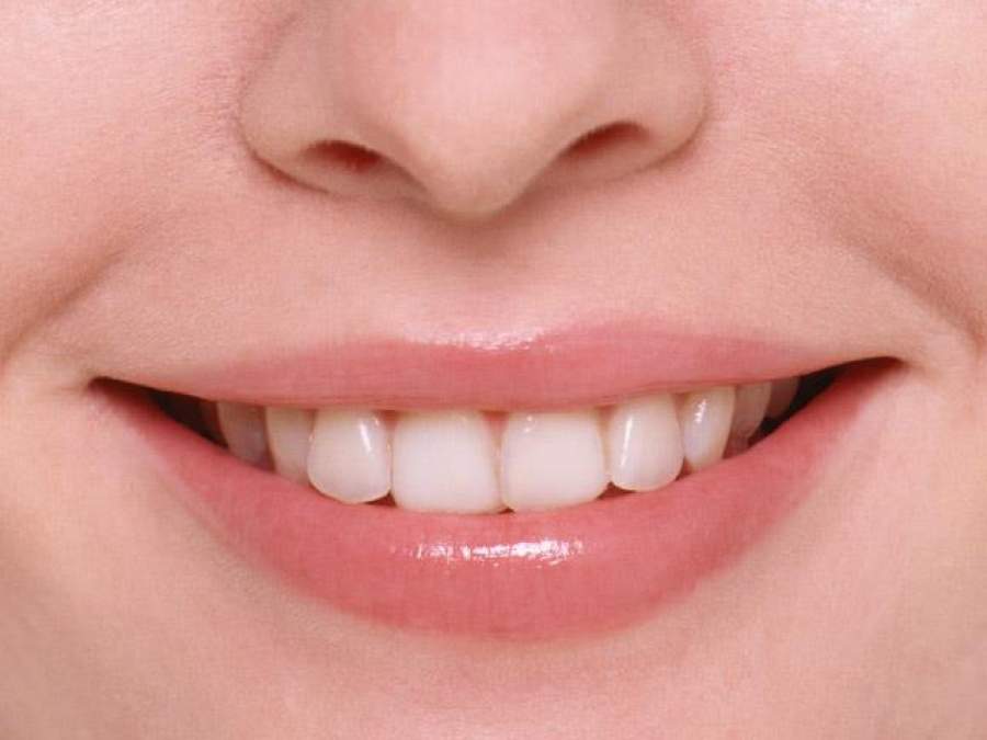 Hábitos modernos podem contribuir para o envelhecimento precoce dos dentes