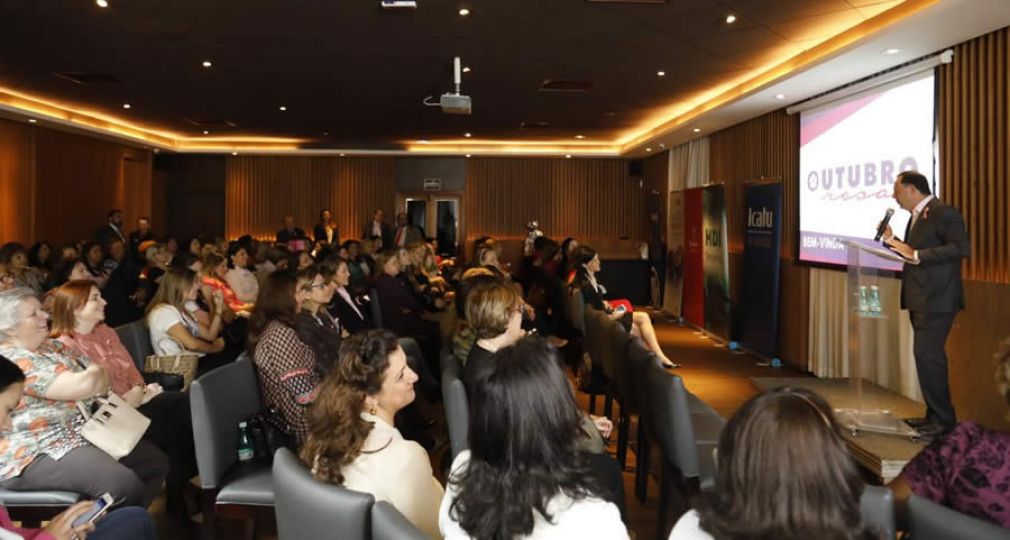 Sincor-SP proporciona momentos de reflexão às corretoras de seguros no Outubro Rosa