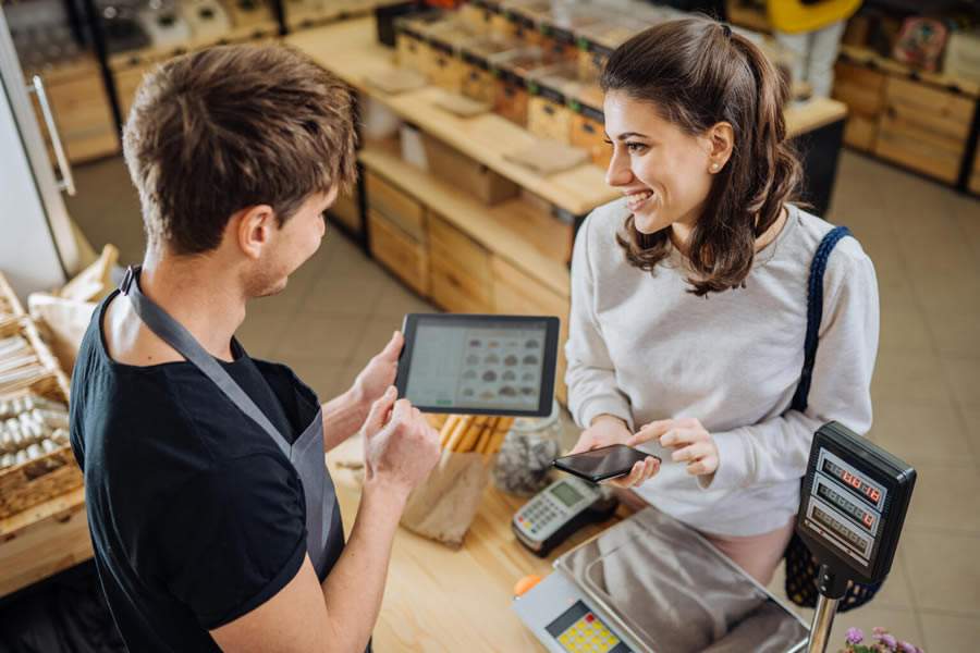 Dia do Cliente: sete dicas da Zenvia para obter sucesso nas vendas