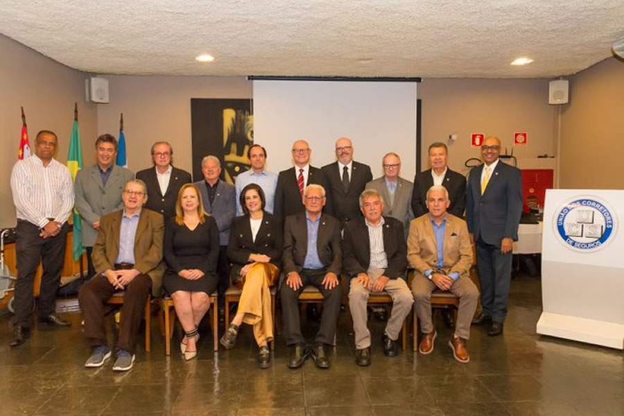 Fotos: Nova diretoria da UCS; o novo presidente Augusto Esteves. (cr&eacute;ditos: Clara Asarian/ Antranik Photos)