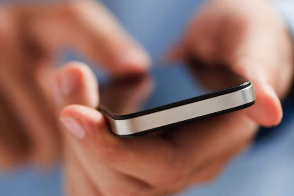 Anatel notifica usuários de 15 Estados sobre bloqueio de celulares