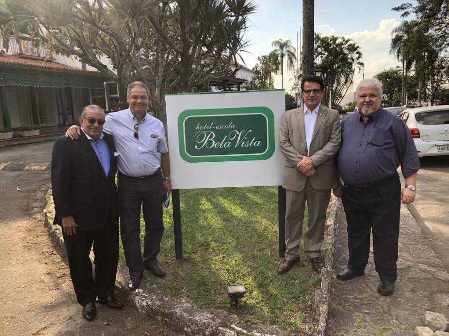 da esquerda para a direita, o Presidente do Sincor-RJ, Henrique Brand&atilde;o; o Delegado Sindical da Regi&atilde;o Sul Fluminense, Luiz Henrique; O Diretor Financeiro, Mariano Leite; e o Diretor Social, Nilo Rocha