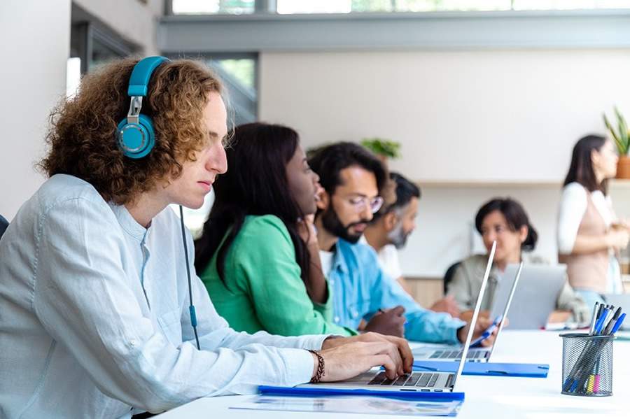 2025 aponta home office, ESG e soft skills como tend&ecirc;ncias para o emprego