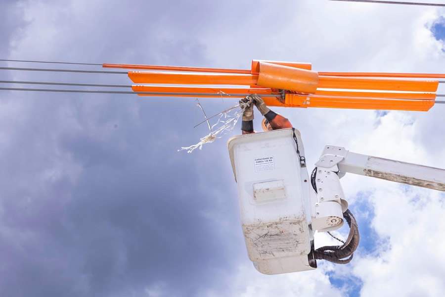Pipas provocaram falta de energia para 394,3 mil clientes da Neoenergia Elektro