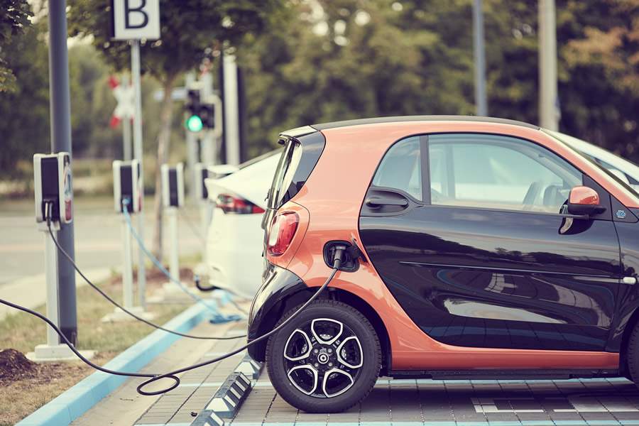 Carro el&eacute;trico: solu&ccedil;&atilde;o sustent&aacute;vel ou armadilha?
