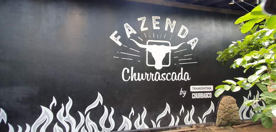 Paula Labaki participa de evento com a Tramontina na Fazenda Churrascada