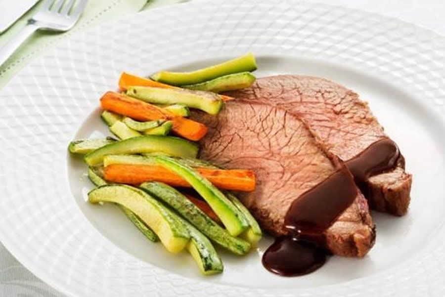 Novembro é o mês de cenoura e abobrinha