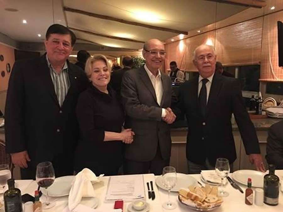 Clube da Bolinha tem primeiro jantar com nova reitoria