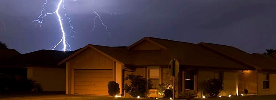Descargas el&eacute;tricas no Brasil: um fen&ocirc;meno natural que exige aten&ccedil;&atilde;o redobrada &agrave; seguran&ccedil;a e manuten&ccedil;&atilde;o de sistemas el&eacute;tricos e extintores. (Divulga&ccedil;&atilde;o)