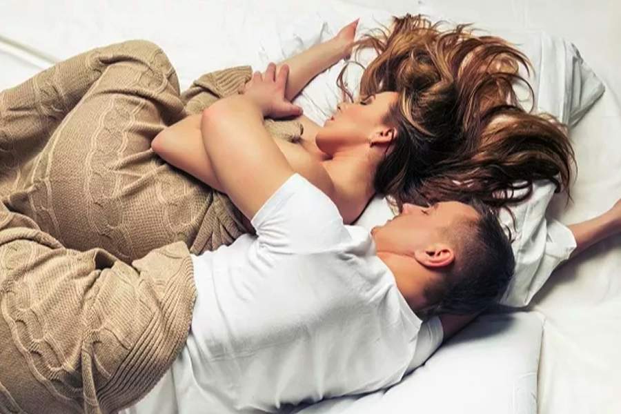 Pesquisa mostra que dormir acompanhado melhora o sono, estresse e a ansiedade - Reprodu&ccedil;&atilde;o Internet