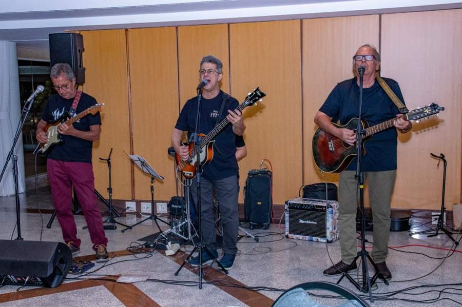 Conjunto Terra Molhada - Cr&eacute;dito: Divulga&ccedil;&atilde;o