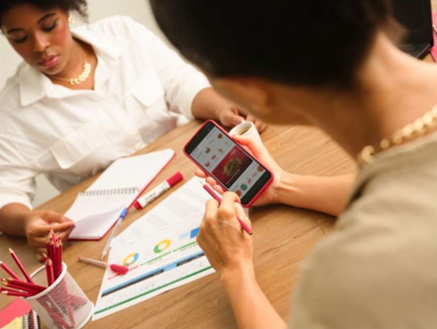 iFood registra 2600 pedidos por minuto no Dia dos Namorados