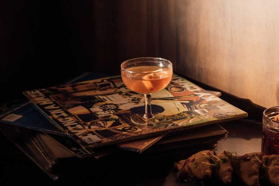 Drinks Honey Vox Hi-Fi