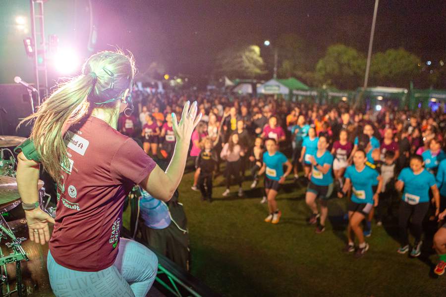 Corrida Unimed Inspira Etapa Night ilumina a noite de Londrina com sa&uacute;de e lazer
