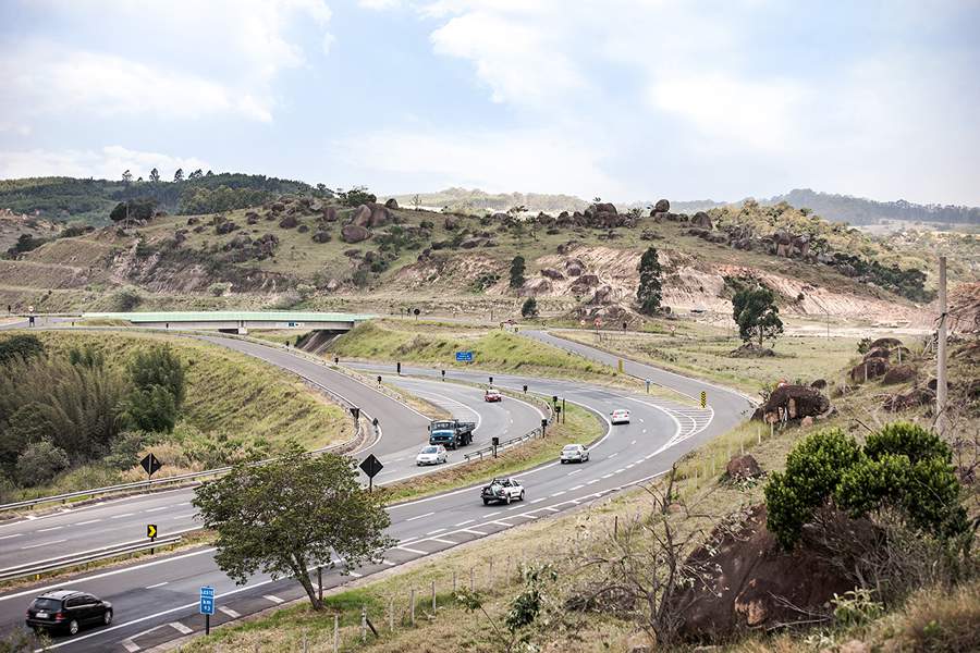 A AB Colinas espera receber 633 mil ve&iacute;culos em suas rodovias durante todo o feriado prolongado de Tiradentes 
