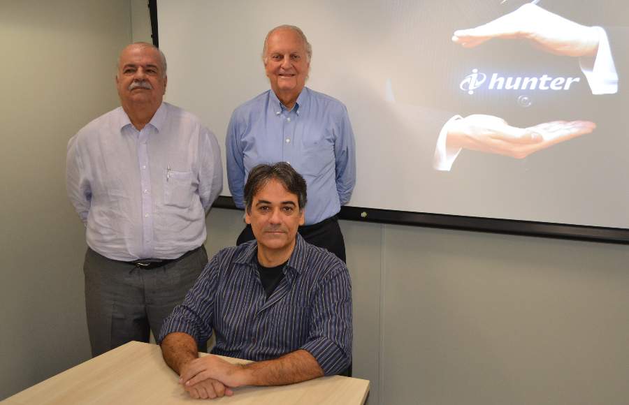 Sócios da i-Hunter, à direita Rudolf Hohn, Clenio Fonseca à esquerda e ao centro Rodolfo de Paula 