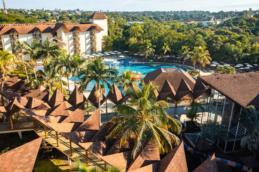 Com recreação, boa comida e música ao vivo, Recanto Cataratas Thermas Resort é uma ótima opção para comemorar o Dia dos Pais
