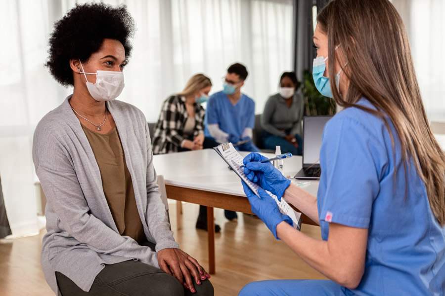 DIA DA ENFERMAGEM_ FOTO ADOBE STOCK_EDUCA MAIS BRASIL