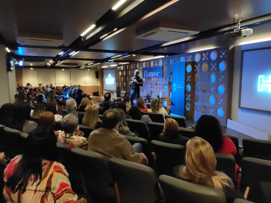 Porto Seguro e Ibmec re&uacute;nem Corretores para amplo debate em S&atilde;o Paulo