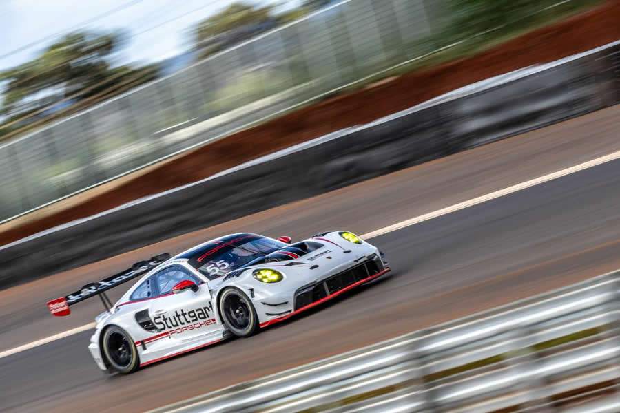  &nbsp;  Porsche 911 GT3 R de Marcel Visconde/Ricardo Mauricio/Mar&ccedil;al M&uuml;ller (Ricardo Saibro/Stuttgart Motorsport)