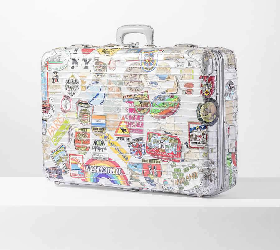 A RIMOWA torna as viagens mais personalizadas com a coleção de adesivos para malas
