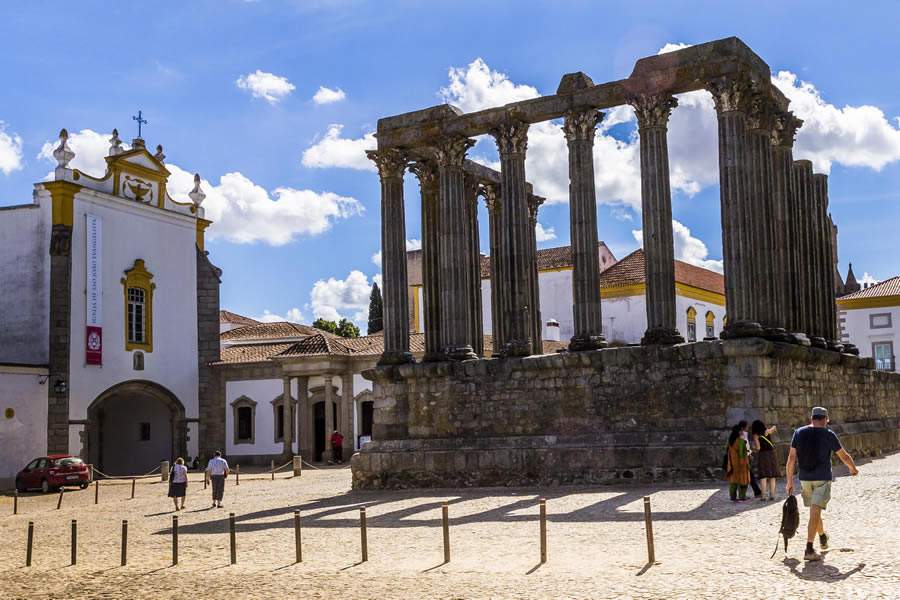 Templo Romano1 - Evora - Credito Turismo do Alentejo