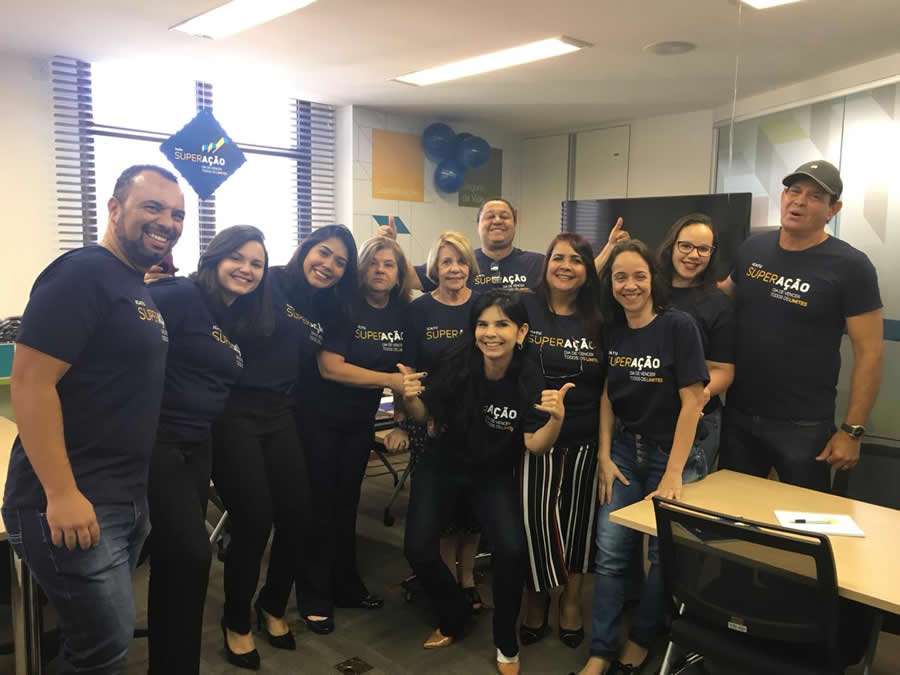 Legenda da Foto: Corretores na filial de Belo Horizonte